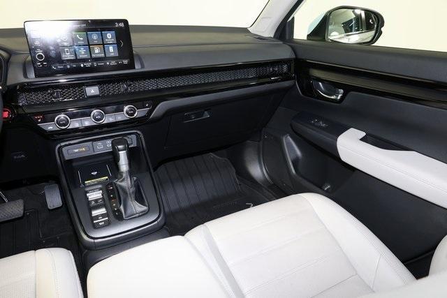 used 2024 Honda CR-V car, priced at $30,000