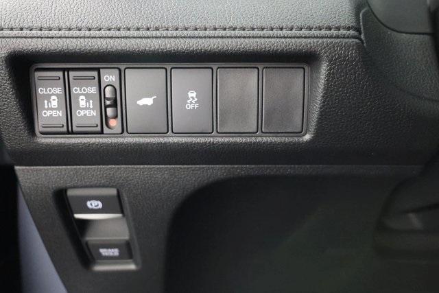 new 2025 Honda Odyssey car, priced at $45,275