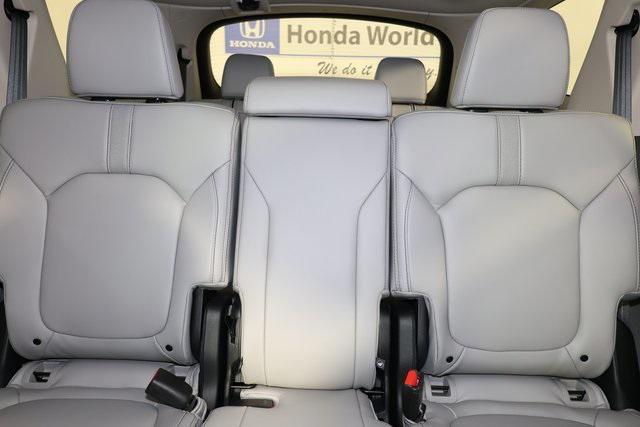 new 2025 Honda Pilot car, priced at $48,475