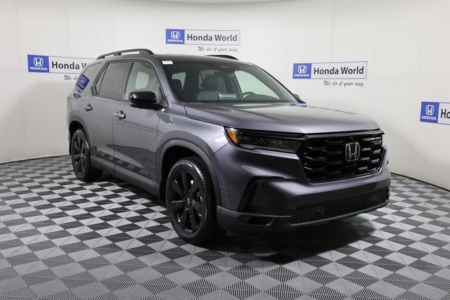 new 2025 Honda Pilot car, priced at $56,075