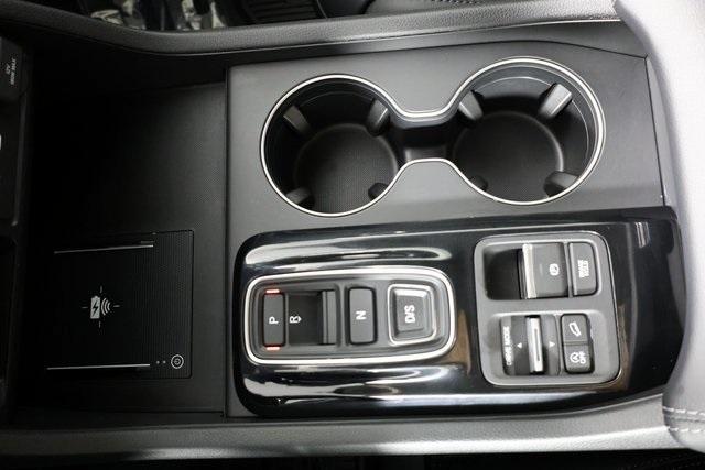 new 2025 Honda Pilot car, priced at $47,095