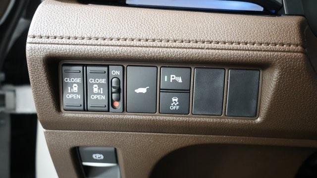 new 2026 Honda Odyssey car, priced at $54,790