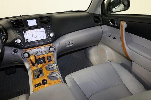 used 2010 Toyota Highlander Hybrid car, priced at $12,200