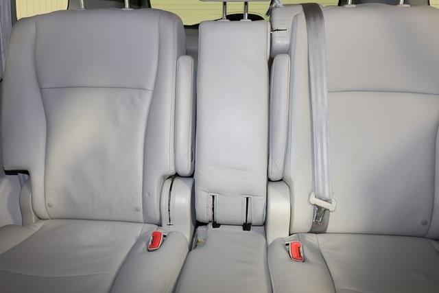 used 2010 Toyota Highlander Hybrid car, priced at $12,200