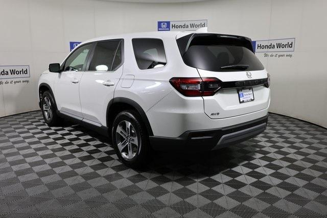 new 2025 Honda Pilot car, priced at $47,550