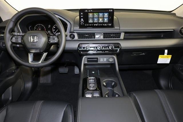 new 2025 Honda Pilot car, priced at $47,550