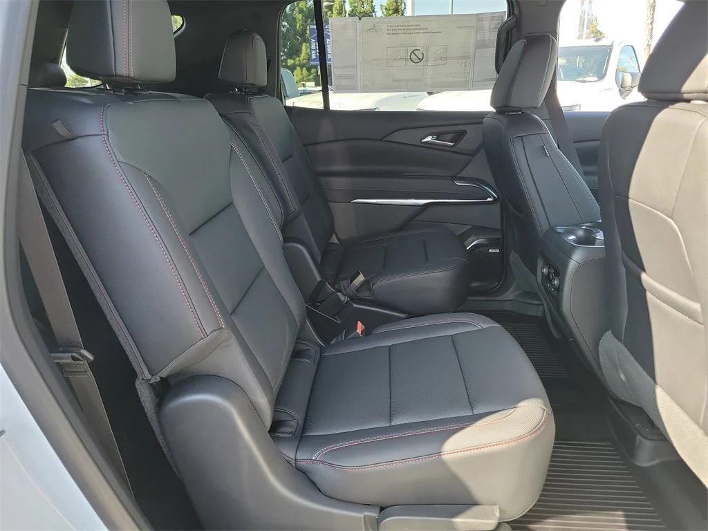 new 2026 Chevrolet Traverse car, priced at $59,299