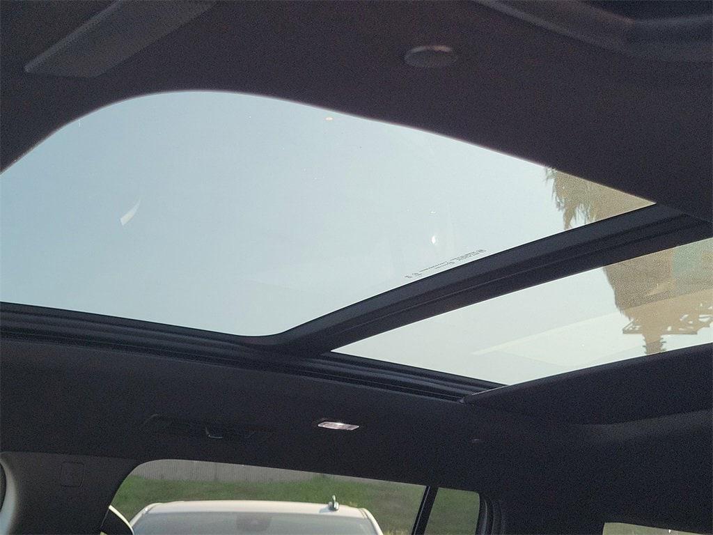 new 2026 Chevrolet Traverse car, priced at $59,299