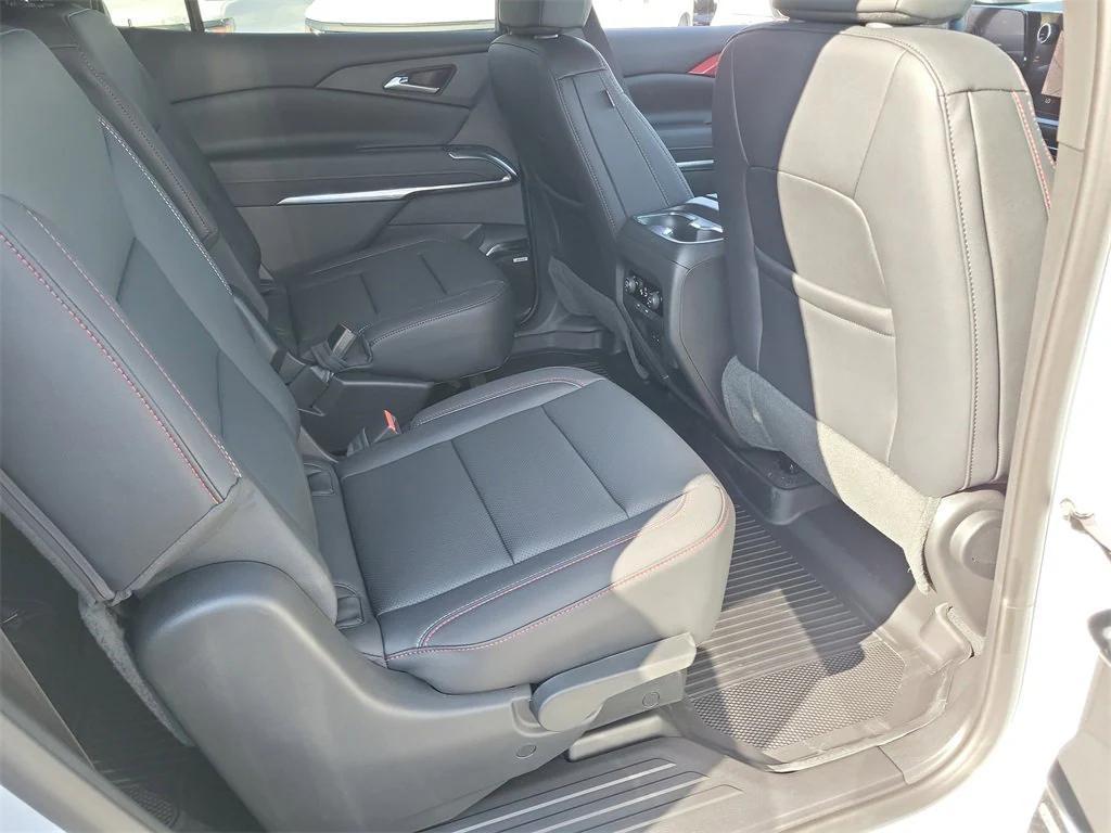 new 2026 Chevrolet Traverse car, priced at $59,299