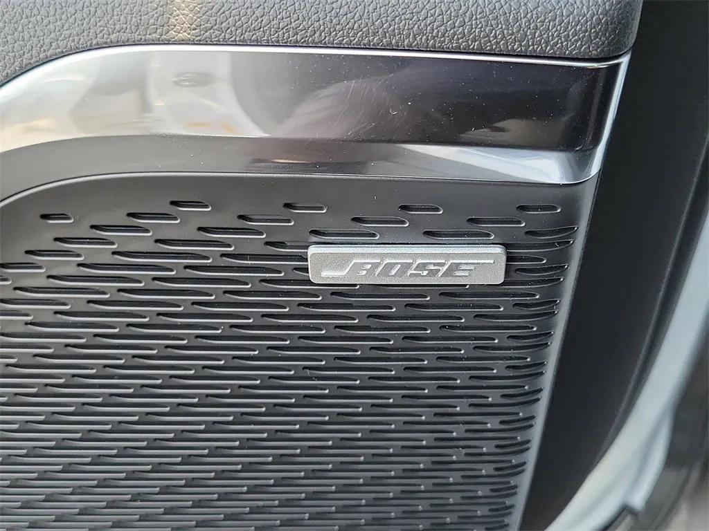 new 2026 Chevrolet Traverse car, priced at $59,299