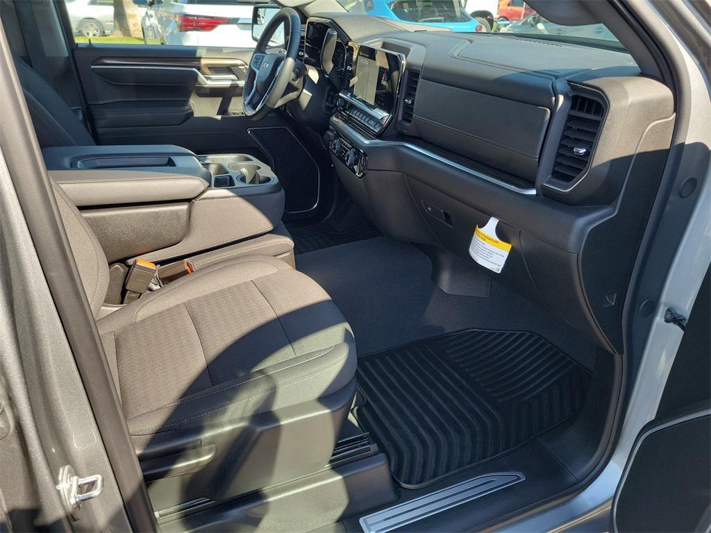 used 2025 Chevrolet Silverado 1500 car, priced at $44,997
