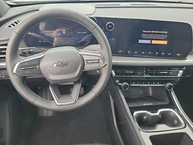 new 2025 Chevrolet Traverse car, priced at $45,300