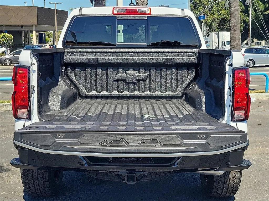 new 2025 Chevrolet Colorado car, priced at $45,945