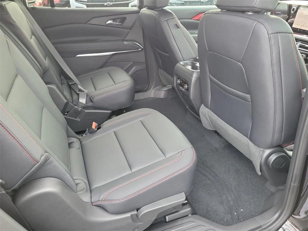 new 2026 Chevrolet Traverse car, priced at $50,890