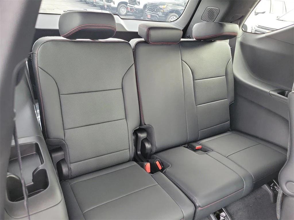 new 2026 Chevrolet Traverse car, priced at $50,890