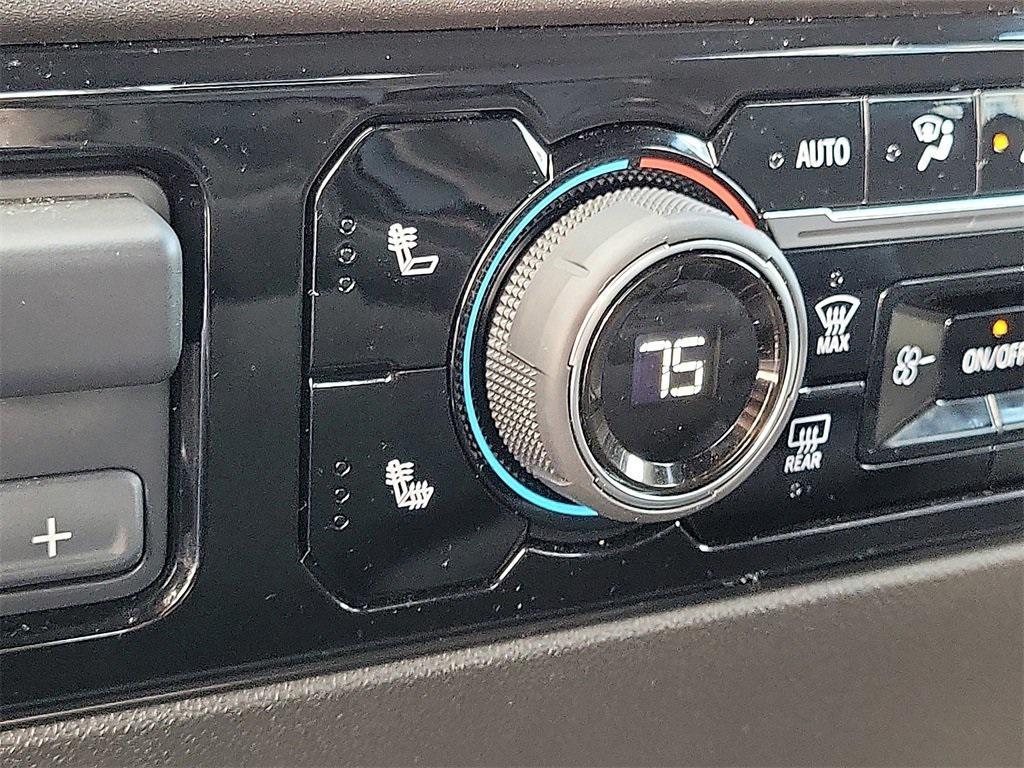 used 2025 Chevrolet Silverado 1500 car, priced at $42,995