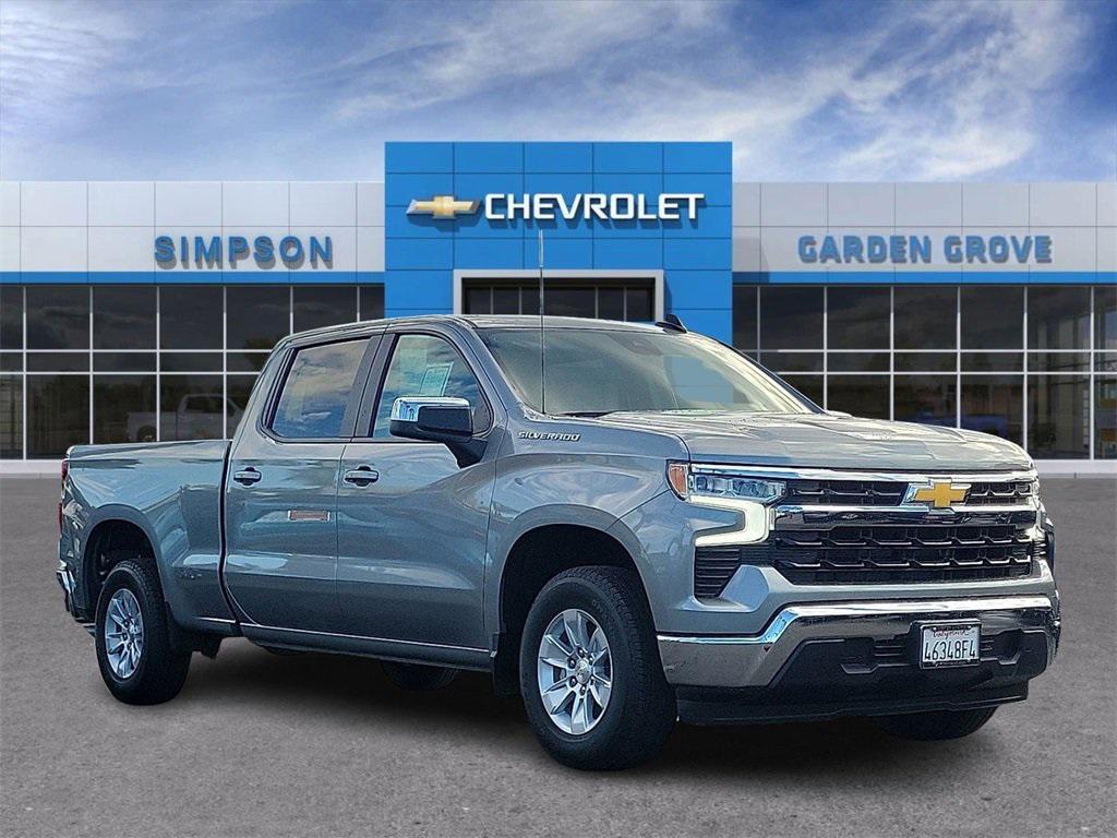 used 2025 Chevrolet Silverado 1500 car, priced at $42,995