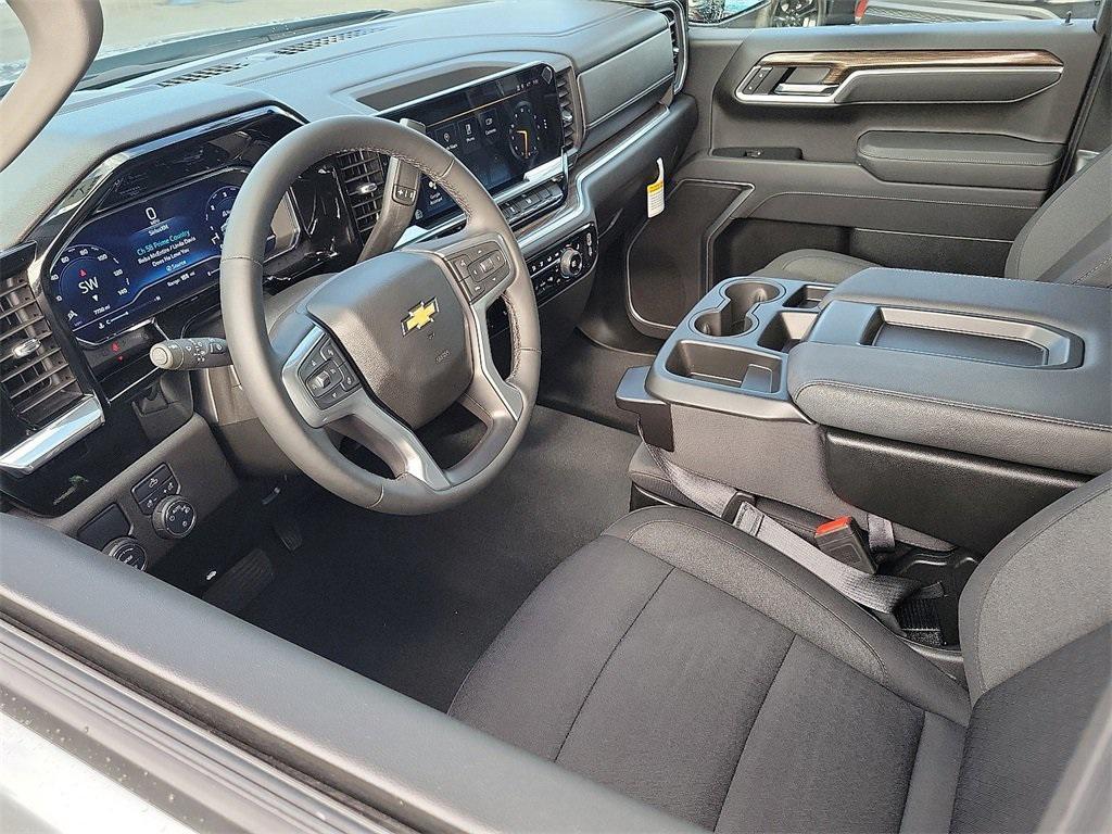 used 2025 Chevrolet Silverado 1500 car, priced at $42,995
