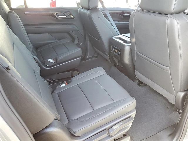 new 2025 Chevrolet Suburban car, priced at $70,544