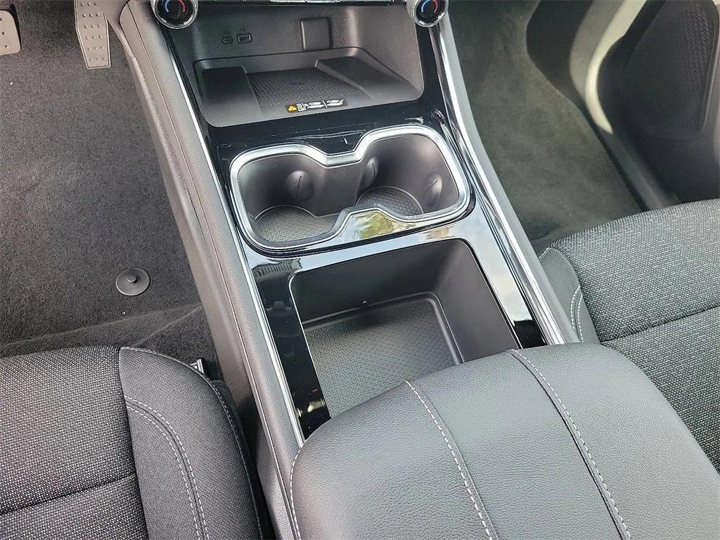 new 2026 Chevrolet Traverse car, priced at $45,320