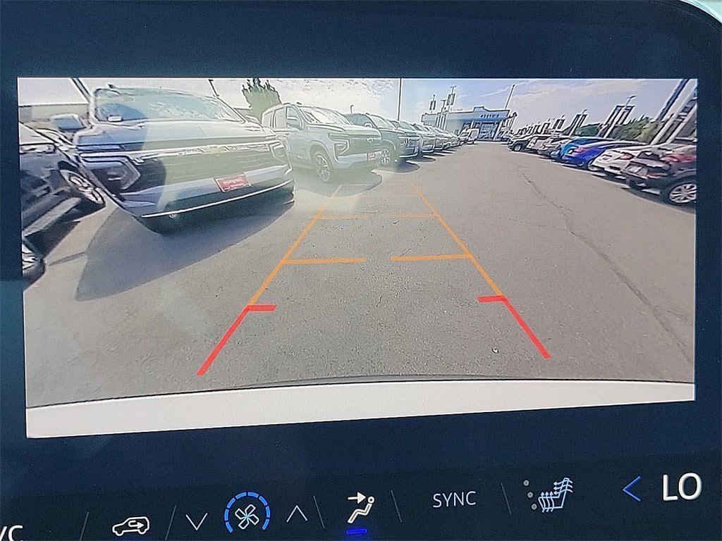 new 2026 Chevrolet Traverse car, priced at $45,320