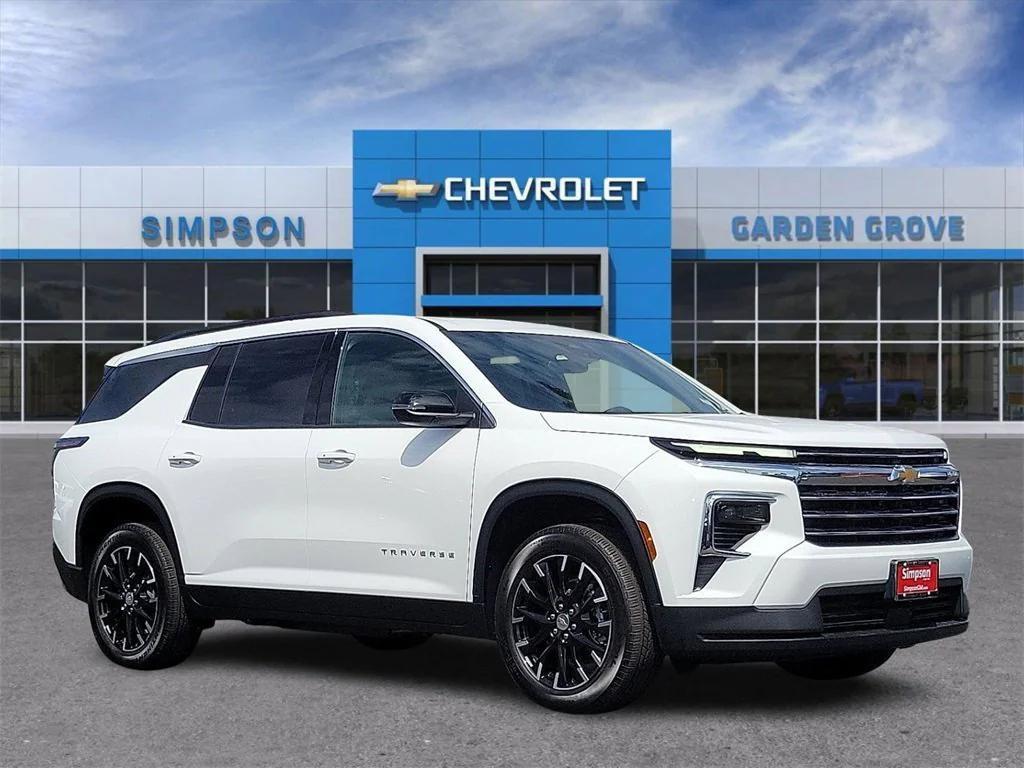 new 2026 Chevrolet Traverse car, priced at $45,320