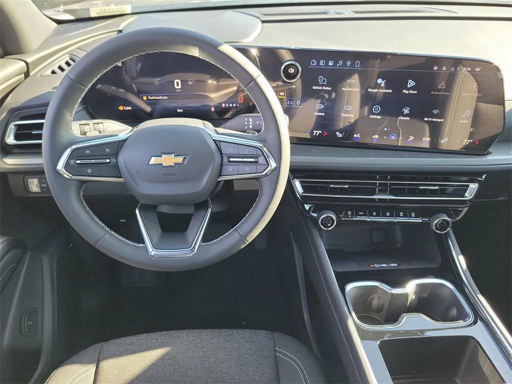 new 2026 Chevrolet Traverse car, priced at $42,820