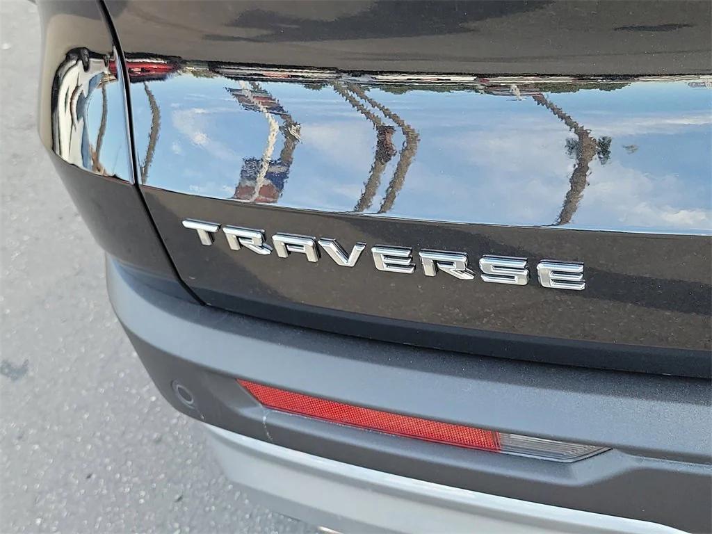 new 2026 Chevrolet Traverse car, priced at $45,320
