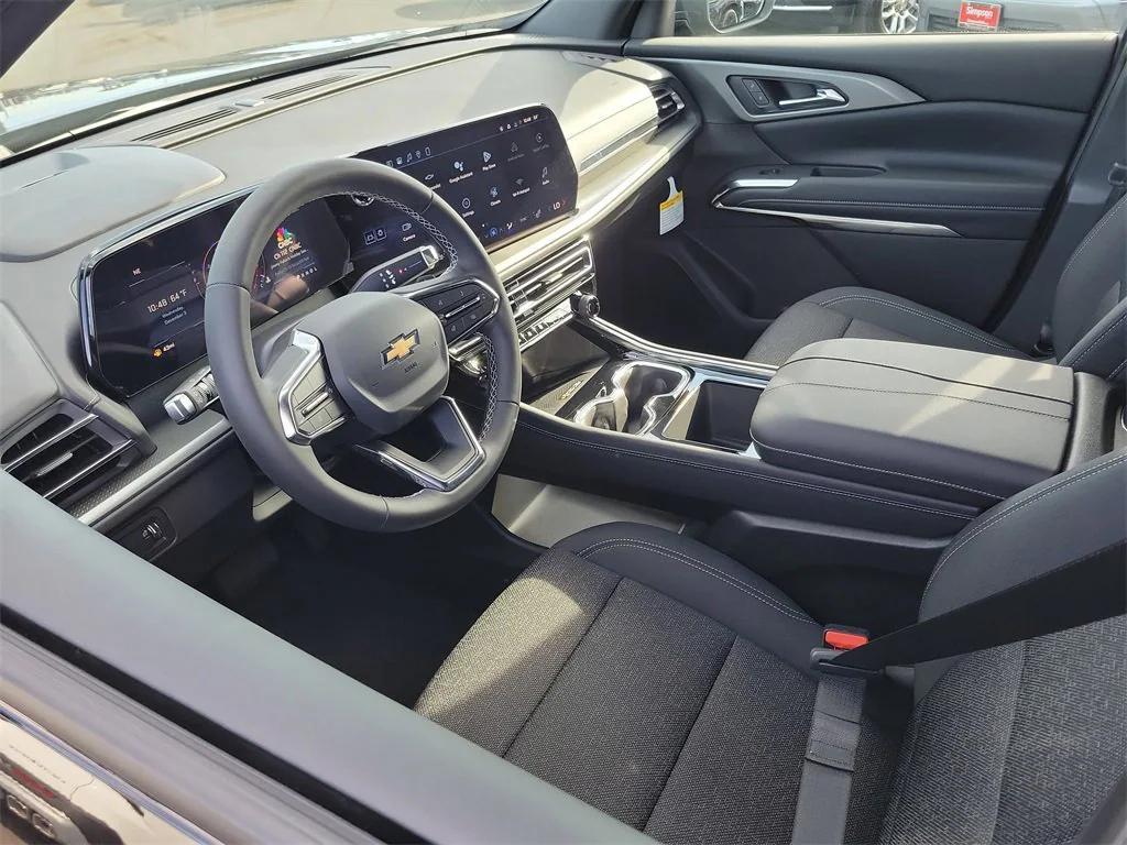 new 2026 Chevrolet Traverse car, priced at $45,320