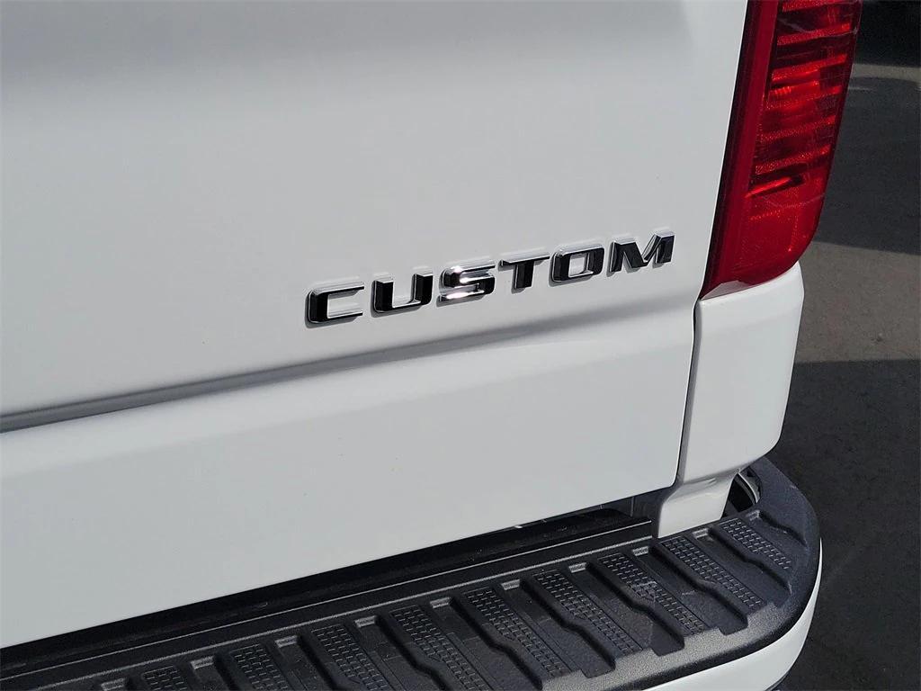 new 2026 Chevrolet Silverado 1500 car, priced at $42,615