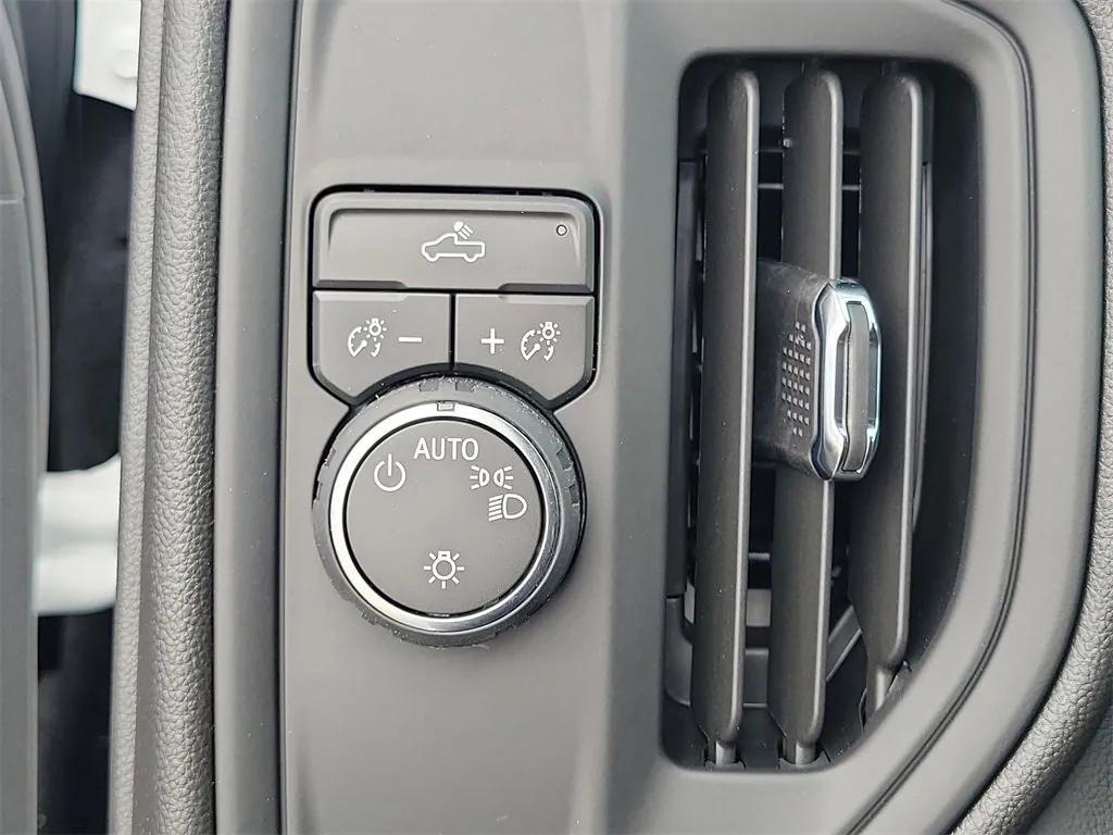 new 2026 Chevrolet Silverado 1500 car, priced at $42,615