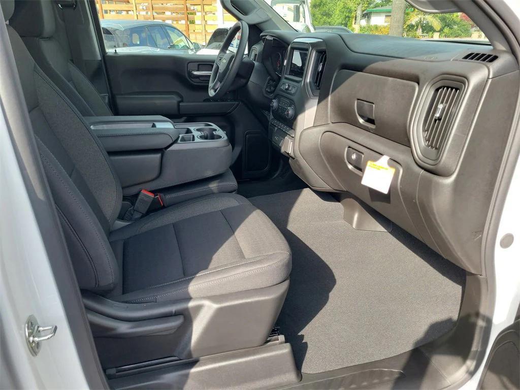 new 2026 Chevrolet Silverado 1500 car, priced at $42,615