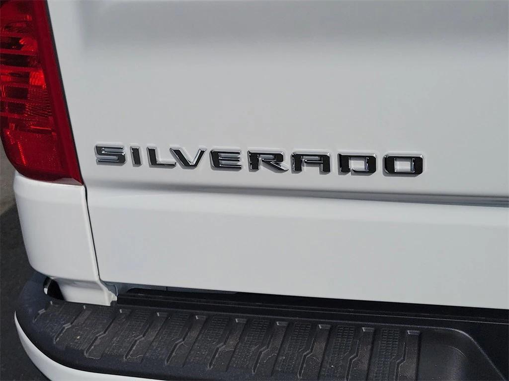 new 2026 Chevrolet Silverado 1500 car, priced at $42,615