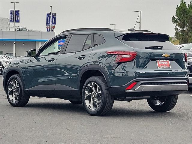 new 2025 Chevrolet Trax car, priced at $26,084