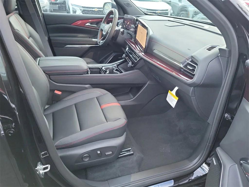 new 2026 Chevrolet Traverse car, priced at $59,290