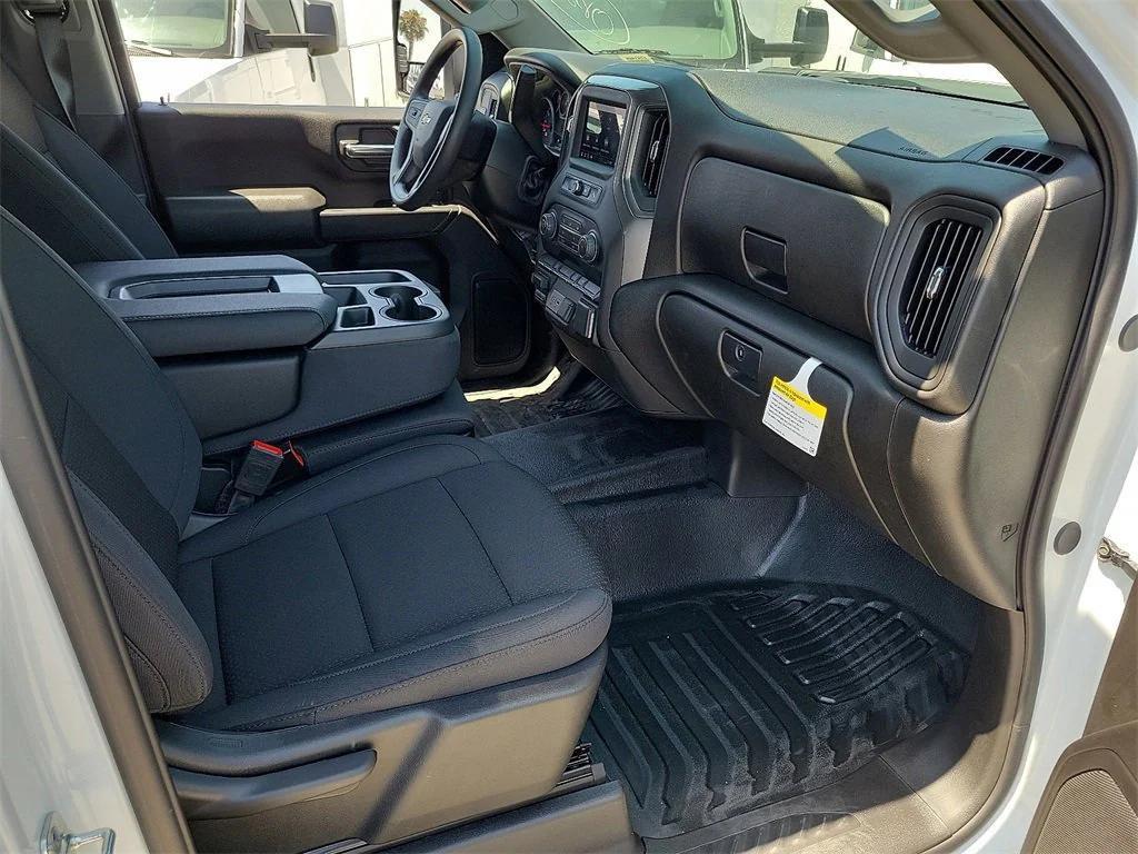 new 2025 Chevrolet Silverado 2500 car, priced at $66,499