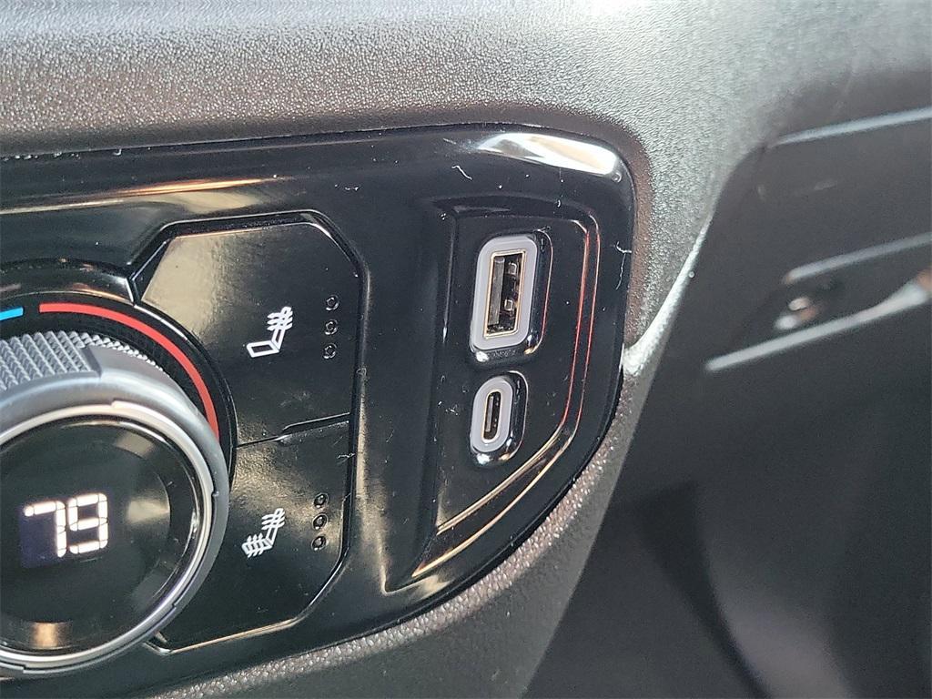 used 2024 Chevrolet Silverado 1500 car, priced at $41,995