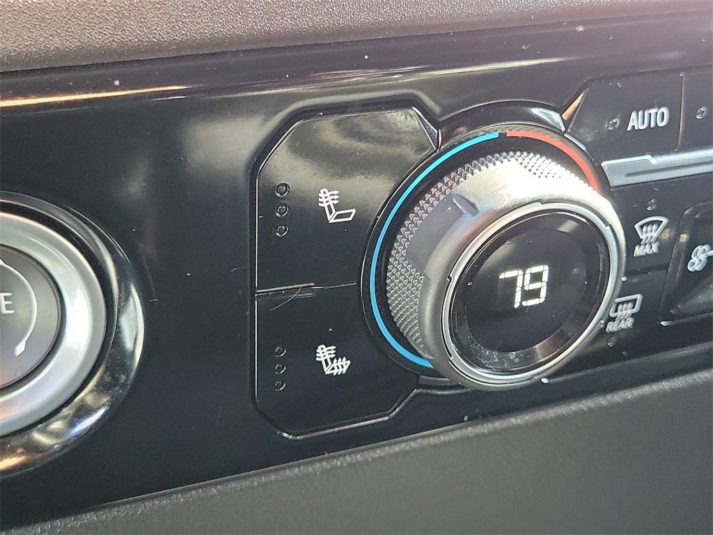 used 2024 Chevrolet Silverado 1500 car, priced at $41,995