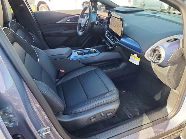 new 2025 Chevrolet Equinox EV car, priced at $47,289
