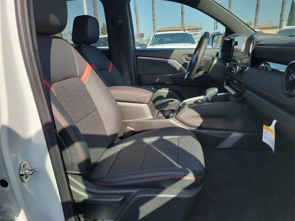 new 2025 Chevrolet Colorado car, priced at $50,110