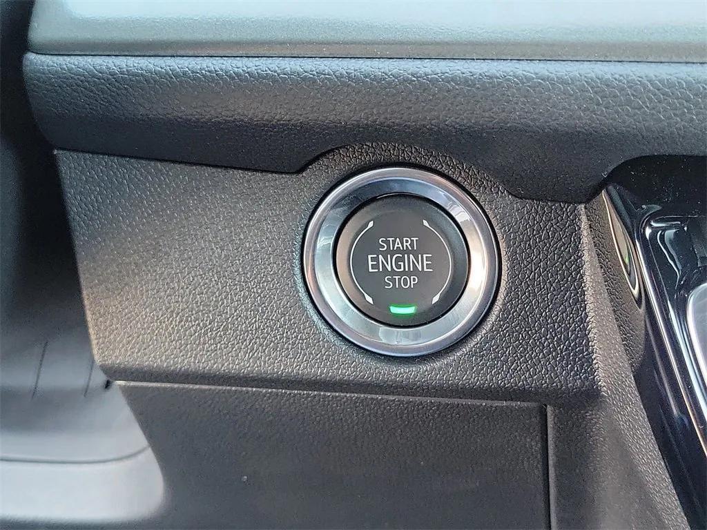 new 2026 Chevrolet Traverse car, priced at $42,820