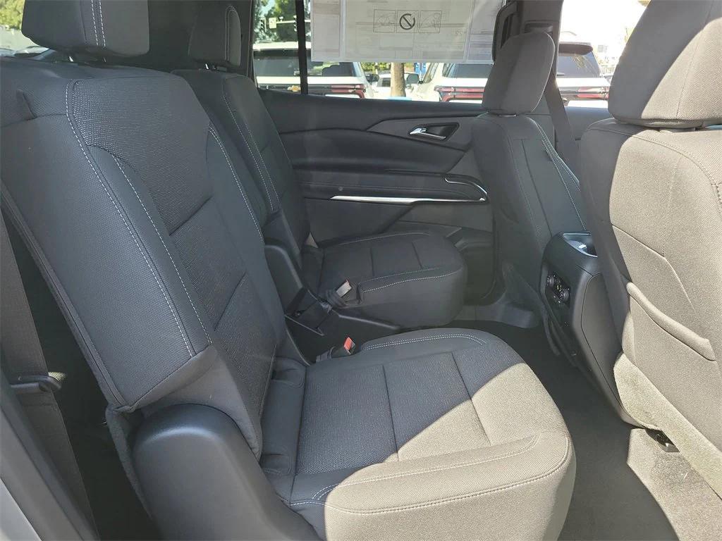 new 2026 Chevrolet Traverse car, priced at $42,820