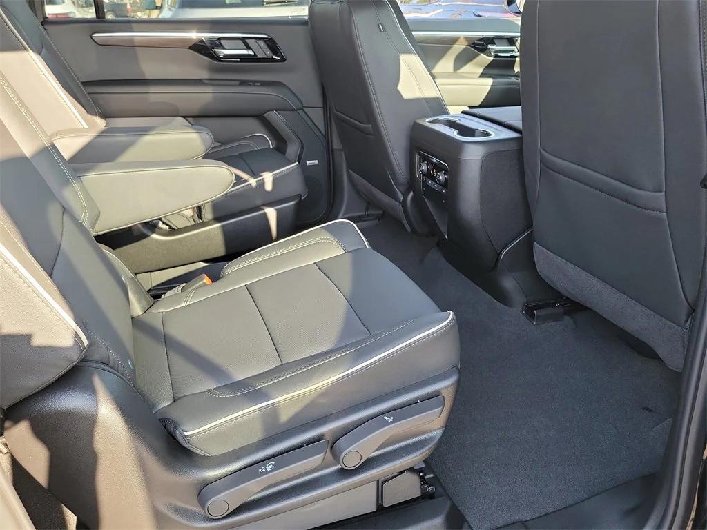 new 2026 Chevrolet Suburban car, priced at $83,930