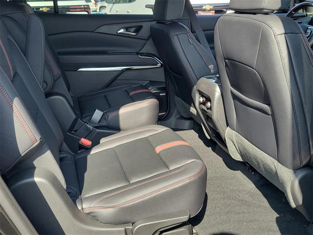 new 2026 Chevrolet Traverse car, priced at $59,094