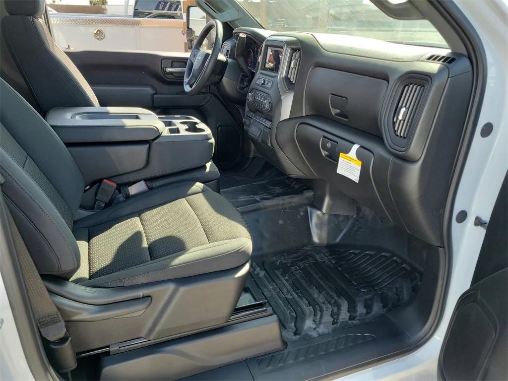 new 2025 Chevrolet Silverado 3500 car, priced at $73,499