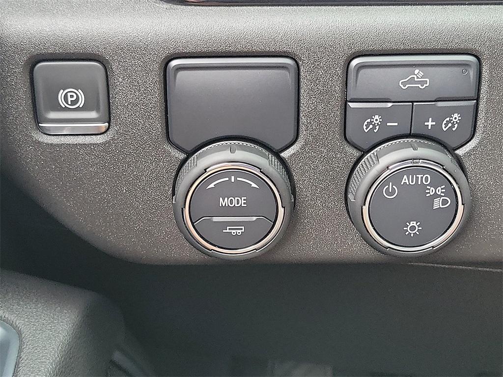 used 2025 Chevrolet Silverado 1500 car, priced at $43,999