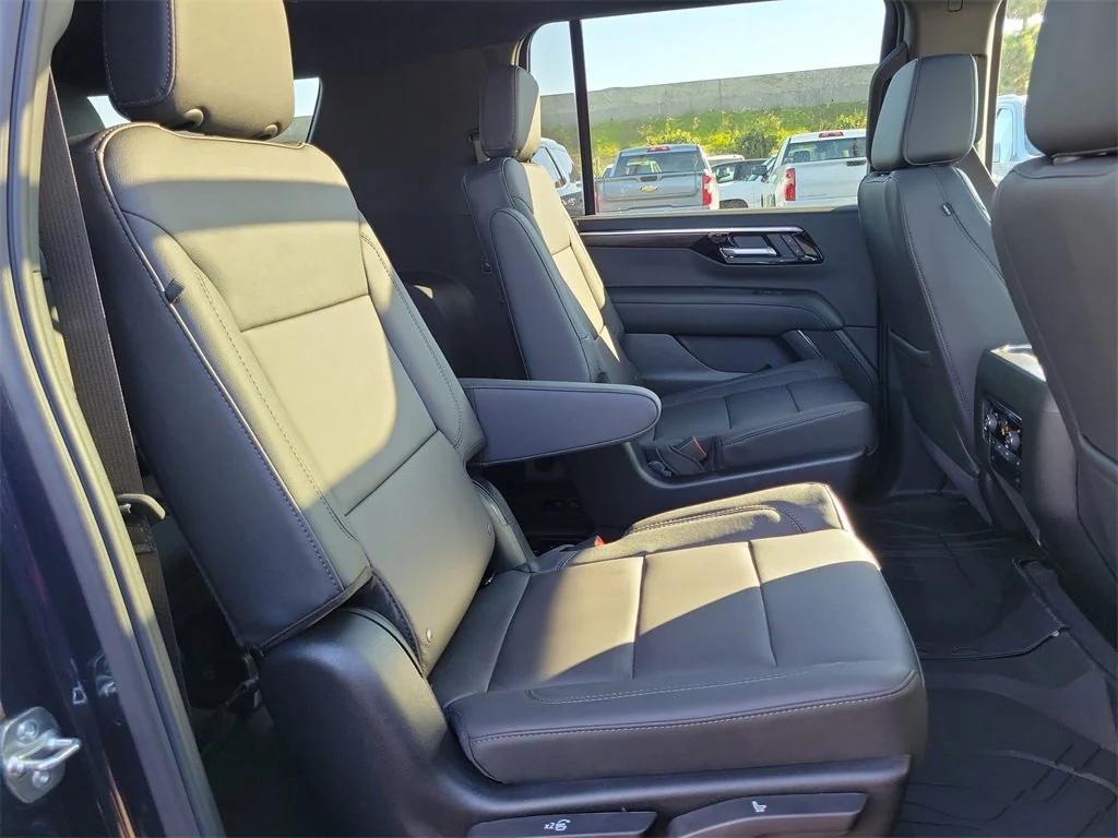 new 2026 Chevrolet Suburban car, priced at $80,720