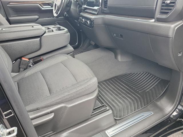 used 2025 Chevrolet Silverado 1500 car, priced at $46,995
