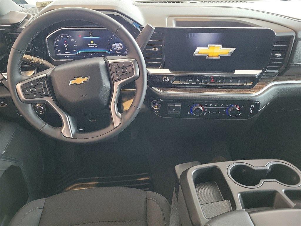 used 2025 Chevrolet Silverado 1500 car, priced at $42,995