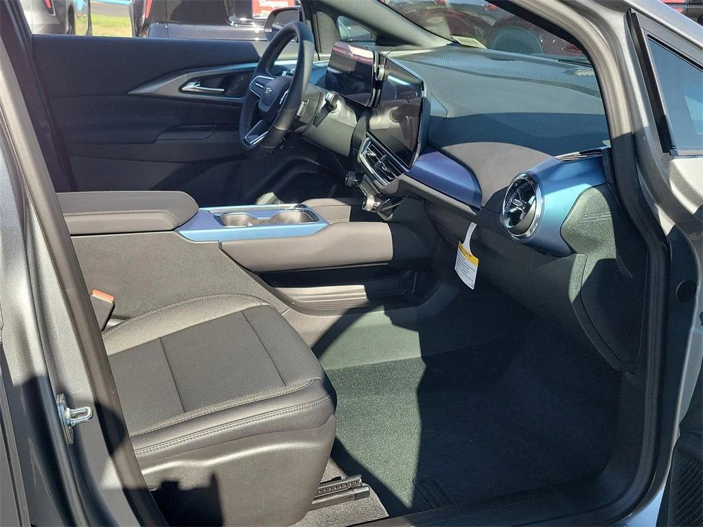 new 2026 Chevrolet Equinox EV car, priced at $41,070